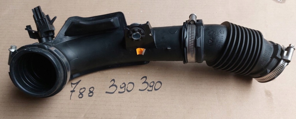 фото №1, Renault clio v 1.3 tce wąż труба воздухозаборник nr 165750995r оригинал