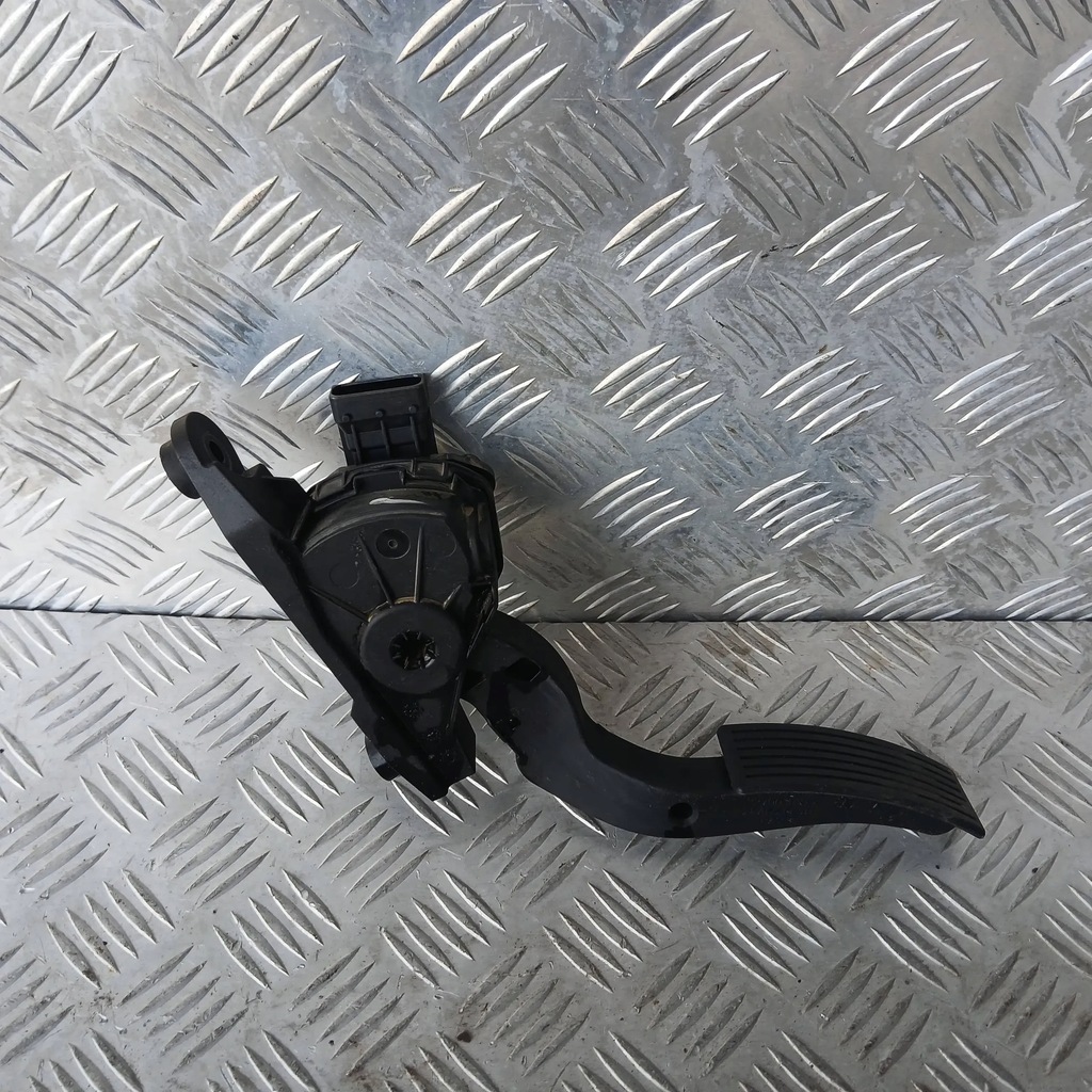 фото №4, Hyundai i20 ii педаль потенциометр газа 2019r