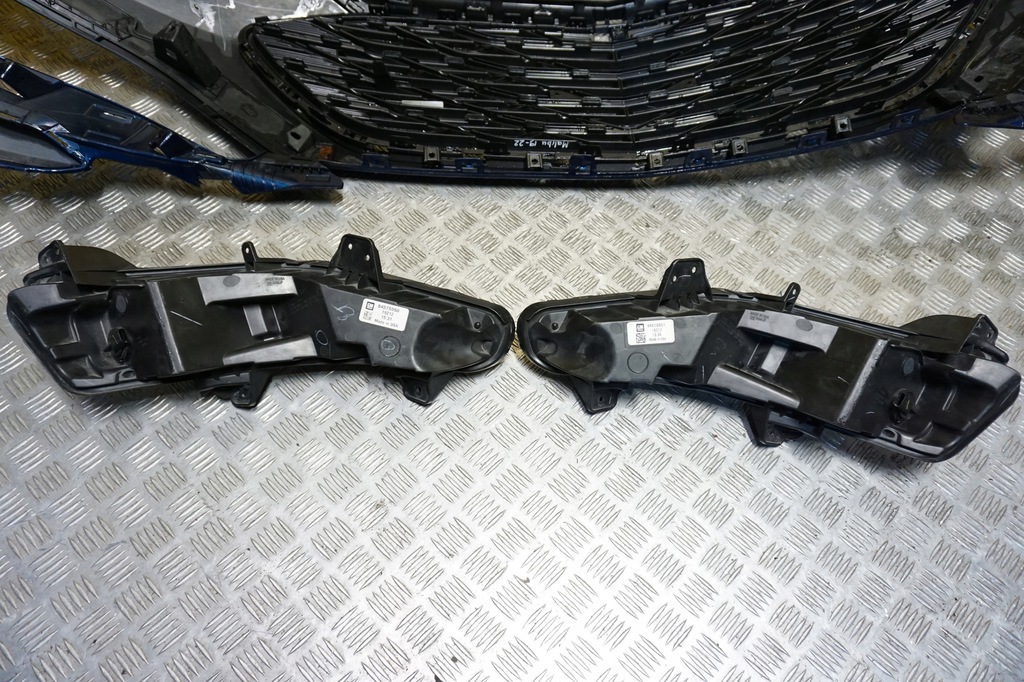 фото №15, Chevrolet malibu 2019 - 2023 бампер перед передний решётка радиатора противотуманная фара 84515107