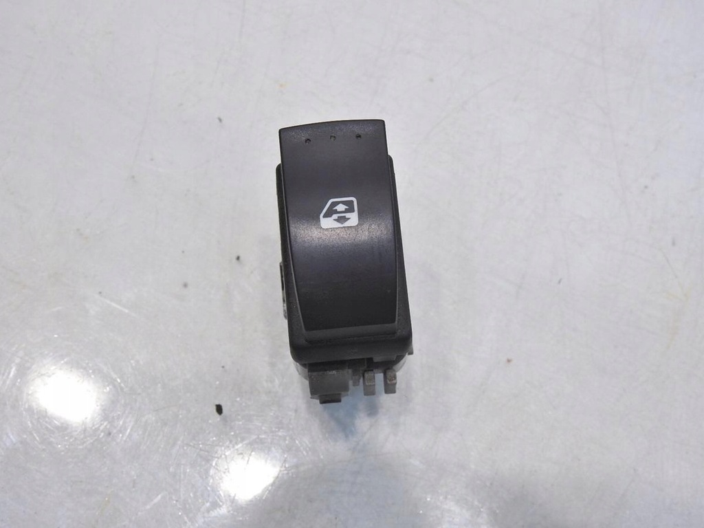 фото №7, Кнопка скло правий перед renault scenic ii