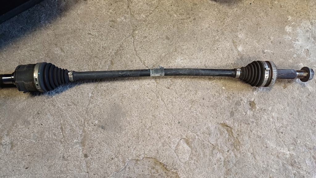 фото №3, Hyundai tucson iii приводной вал левая задняя задняя шарнир