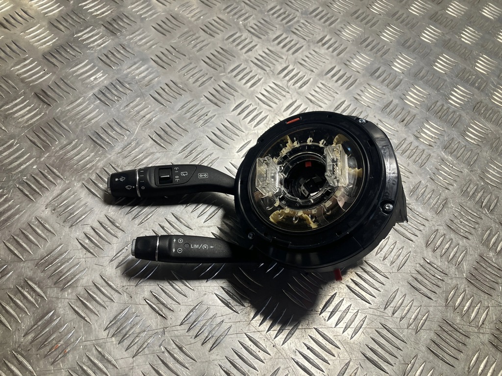 фото №1, Переключатель комбинированный mercedes gla x156