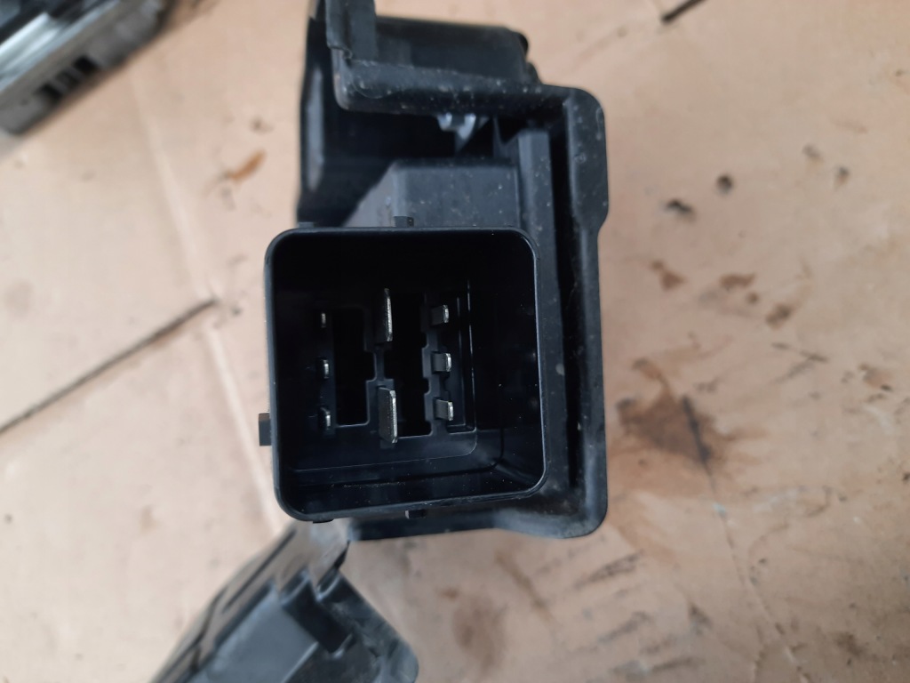 фото №4, Модуль запалювання citroen оригінальний номер 9807709080