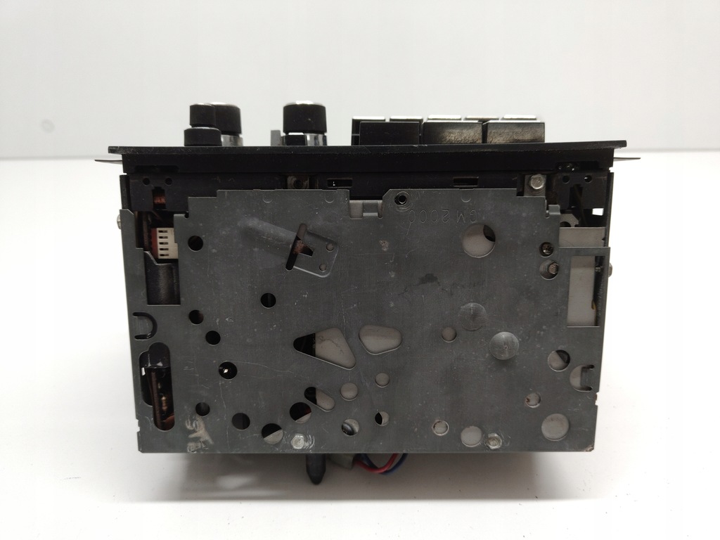 фото №6, Chevrolet camaro iii z28 радио оригинал 82-92