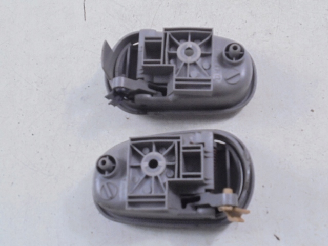 фото №3, Mazda demio dw ручка двері внутрішня ліва + права перед 5d 2szt