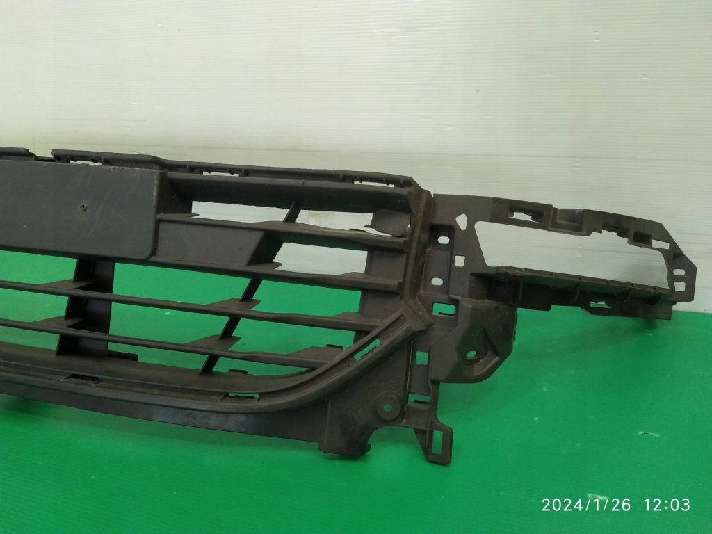 Решётка бампера перед renault clio iv 4 2013-2018 628169950r Недорого