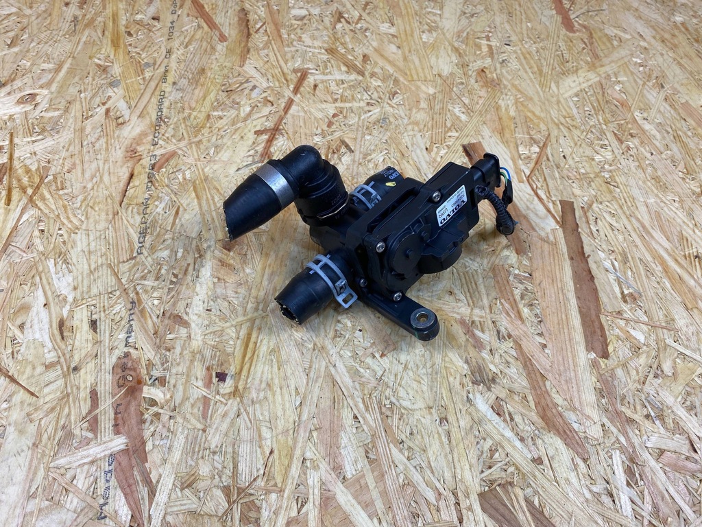 фото №7, Клапан циркуляции циркуляция wody volvo xc60 ii xc90 ii v90 v60 ii 32249863