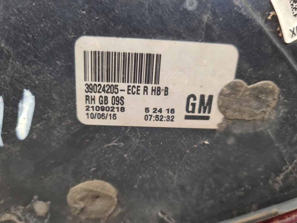 Фара задний  задняя правый  led opel insignia a рестайлинг  хэтчбек оригинал европа Киев