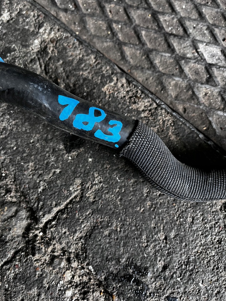 183 bmw x1e84 2.8i патрубок труба шланг води 7612446 Доставка