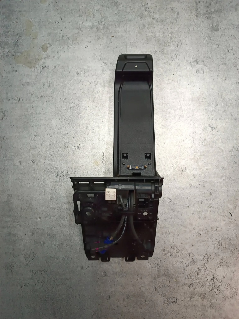 фото №1, Bmw x5 f15 кронштейн pod телефон