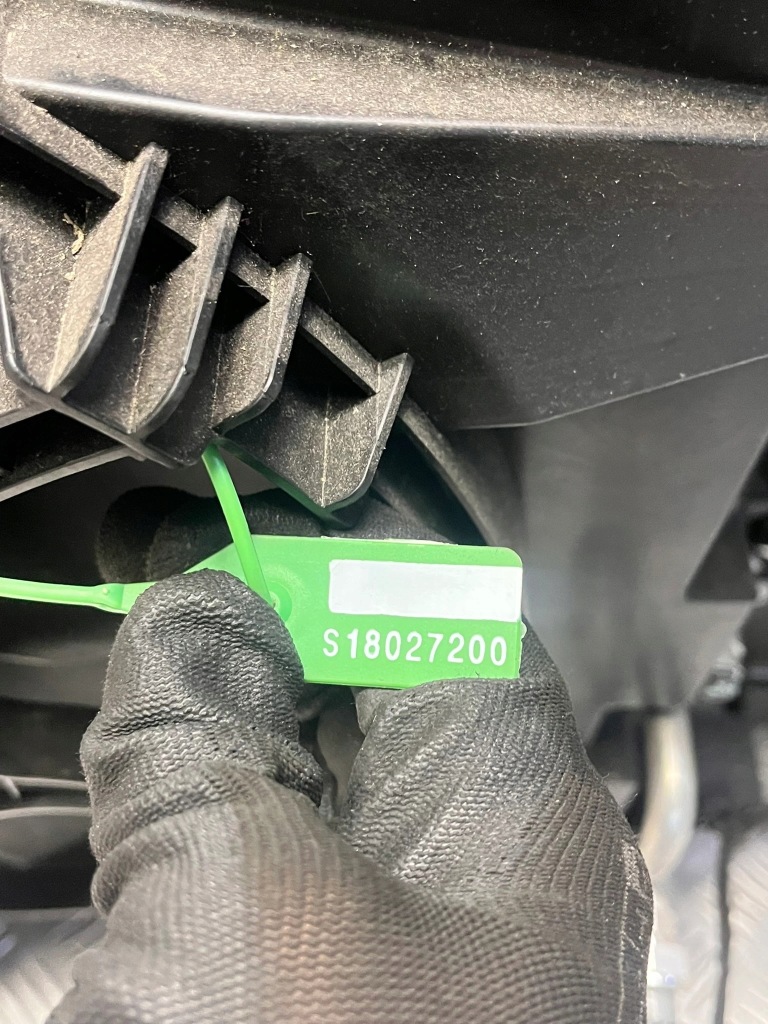 Радіатор комплект вентилятор renault master iii 3 iv 4 z.e. e-tech Зі Шроту