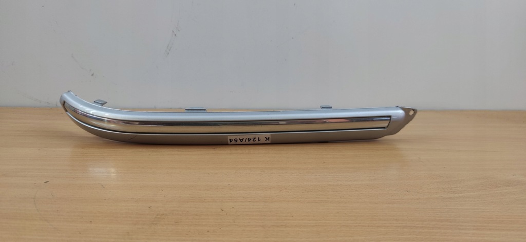 фото №1, Lancia phedra правая молдинг накладка бампера задняя r