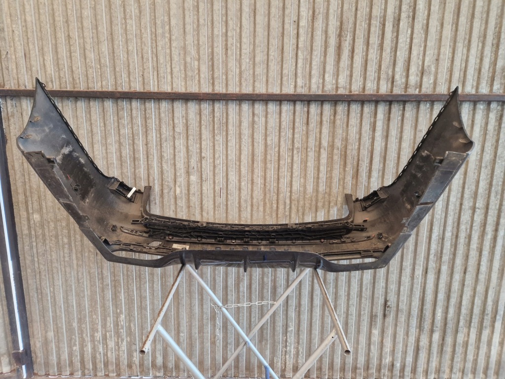 фото №10, Mercedes w213 kombi 6.3amg бампер задня карбон giełda