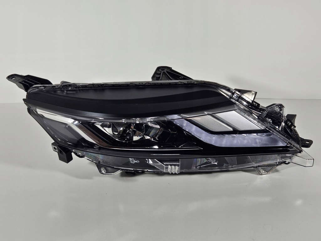 фото №1, Лампа права перед передня mitsubishi l200 vi full led eu