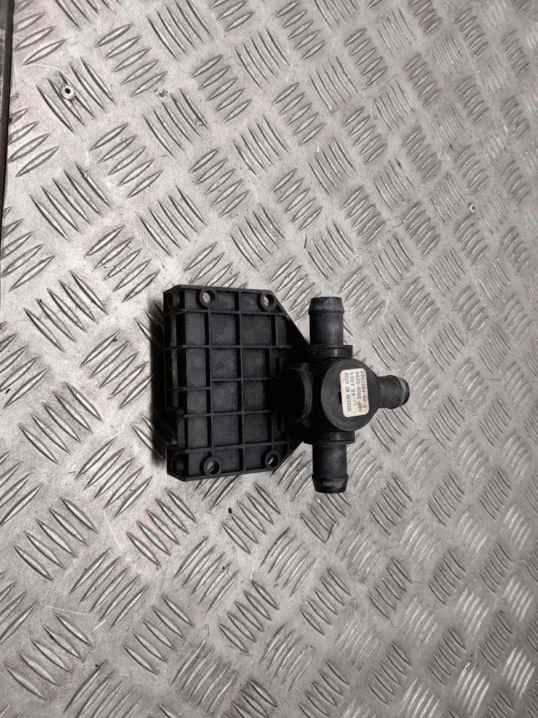 Tesla model s 600738400b з передній розжарювання в Україні