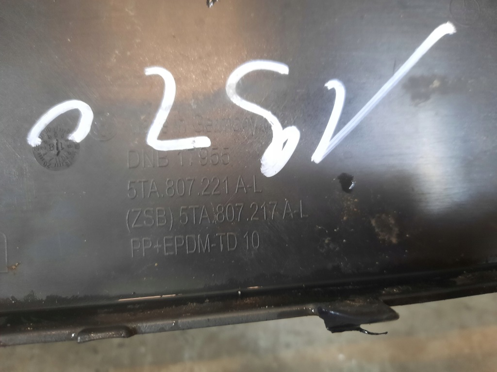 фото №9, Бампер перед передний vw touran ii 5ta 5ta807221a омыватель pdc