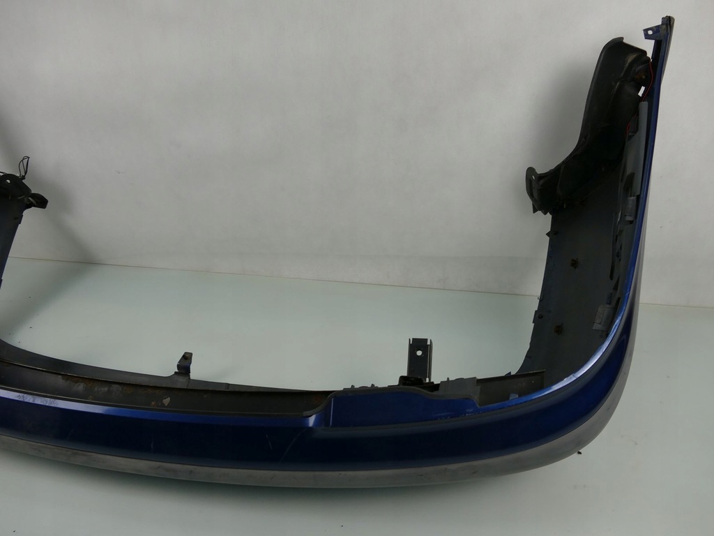 фото №11, Volvo v40 i kombi 2.0 t бампер задняя 325-22