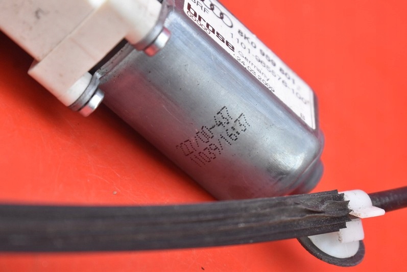 фото №7, Підйомник скло лівий перед eu audi q5 8r 09r