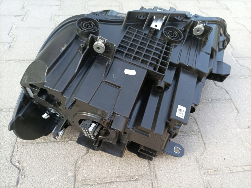 Bmw x1 f48 lci рестайлинг  led фара фара правый с Разборки