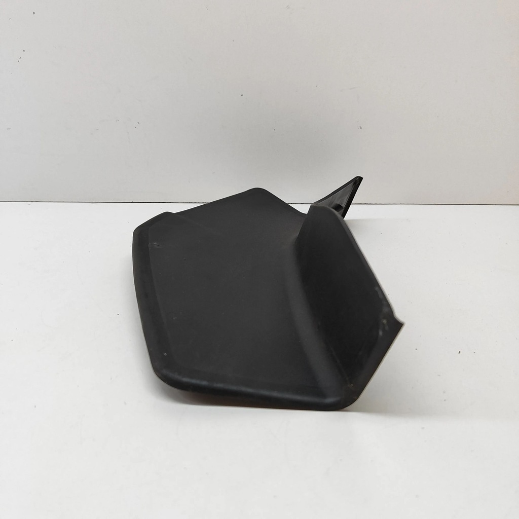 фото №6, Jaguar f-pace 2017 правая сторона молдинг pod фара задняя