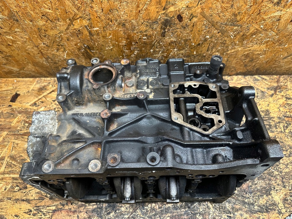 фото №8, Блок двигуна dół wał поршні 2.0 tdi vw audi cah