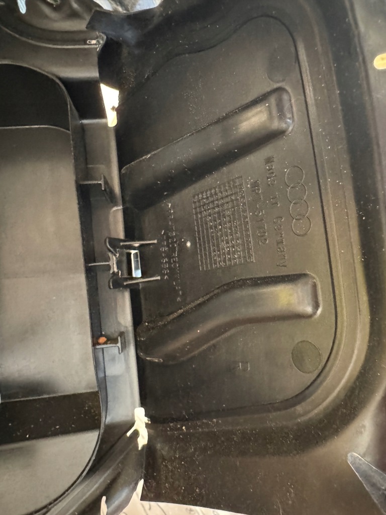 Audi a6 a7 c8 4k0 2.0 tfsi ремінь перед радіатор вентилятор оригінал  2019- Недорого