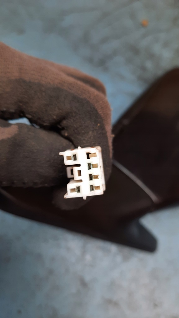 фото №6, Зеркало правое volvo v40 03r 5 pin