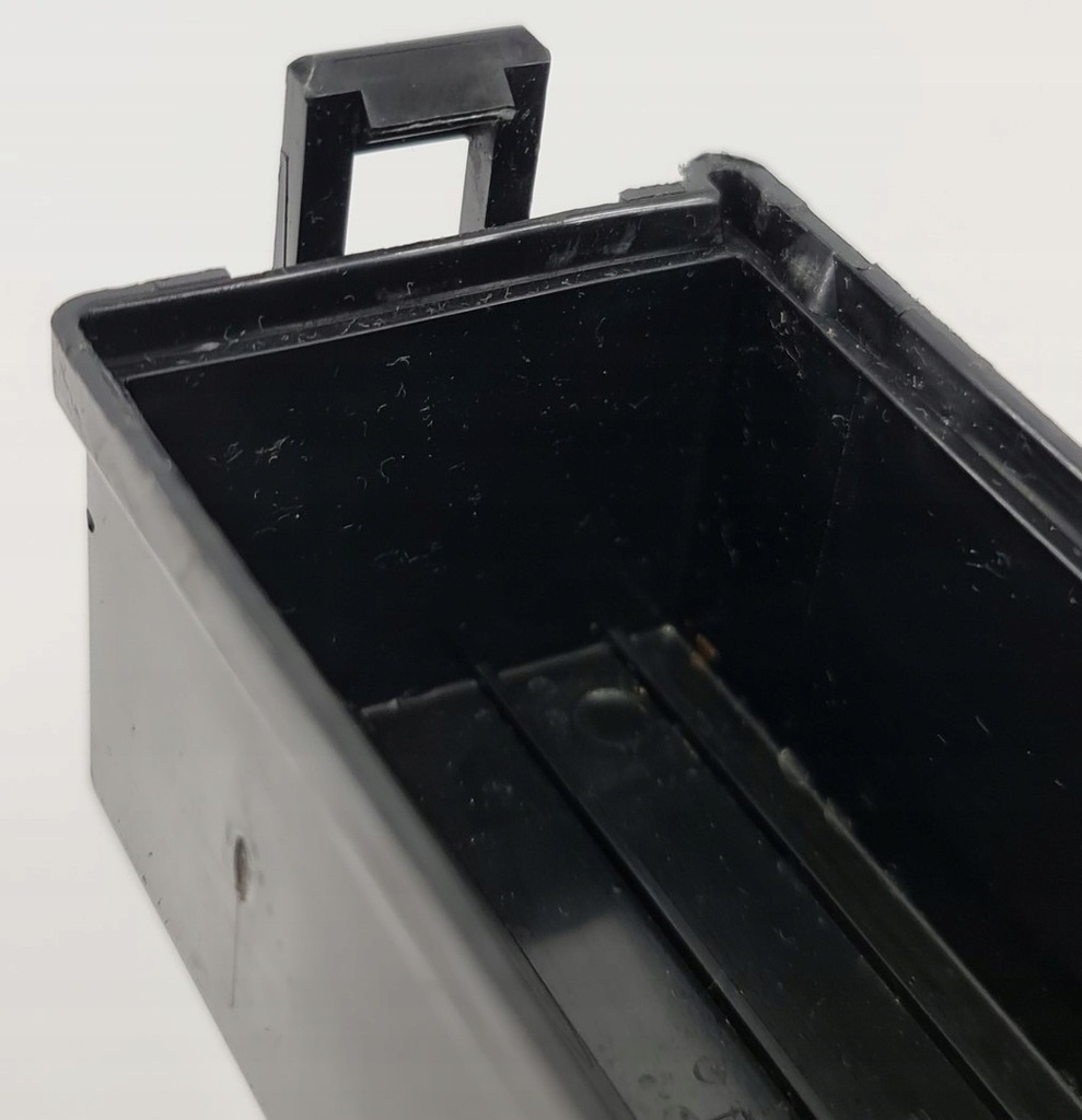 фото №9, Кришка запобіжників chrysler sebring iii