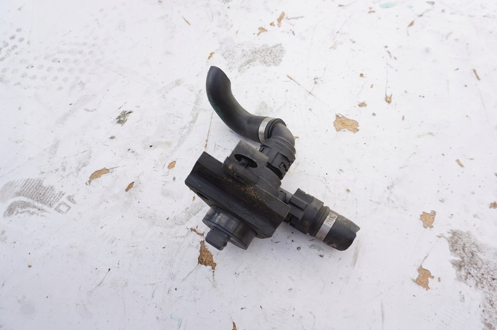 фото №1, Помпа рідина 64116910755-06 bmw 6 e63 e64