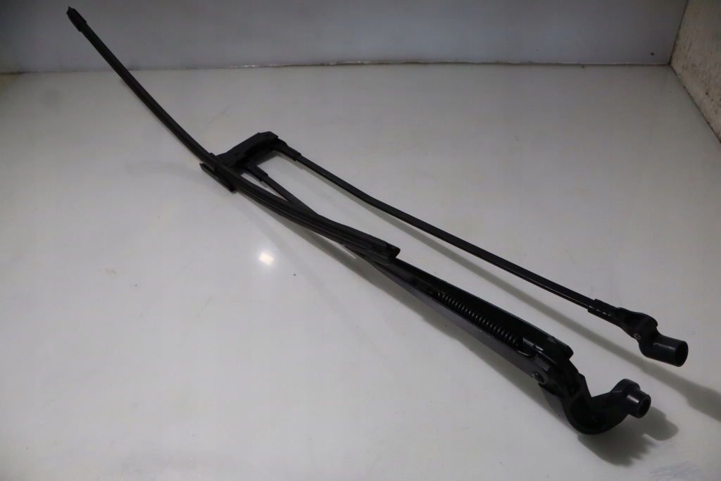 Купити Важіль двірники передні peugeot 108