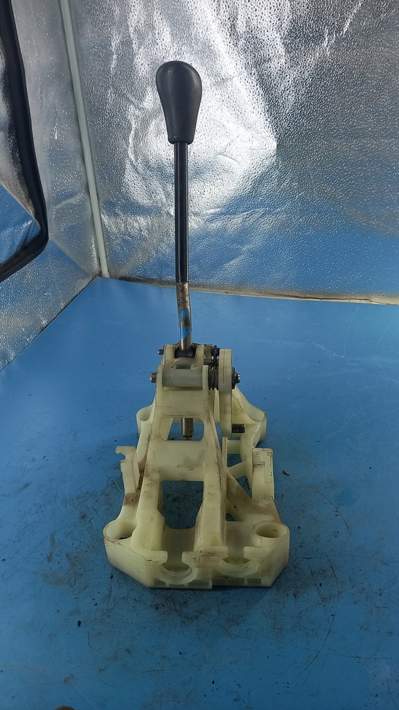 фото №1, Домкрат переключения передач toyota previa 01r