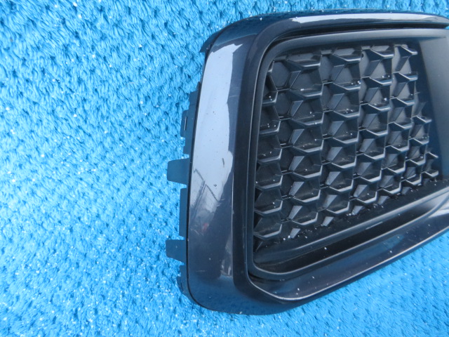 фото №3, Audi a1 ii 82a рамка решётка решётка радиатора правая