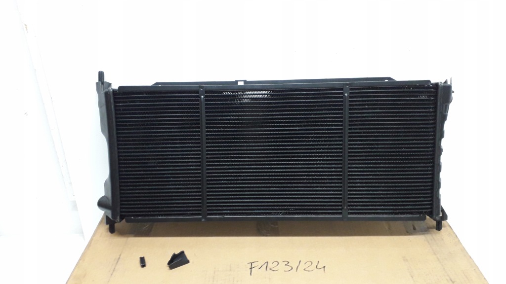 Opel corsa b радиатор воды valeo 731179 Цена