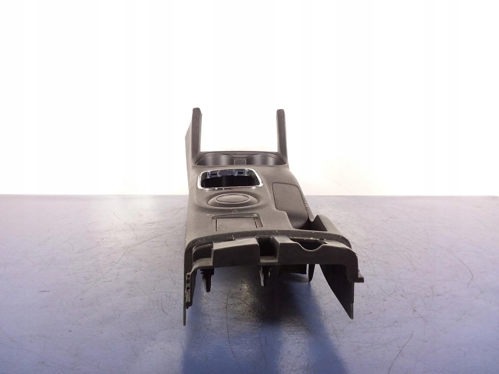 фото №6, Outlander iii туннель средний кронштейн na кружки