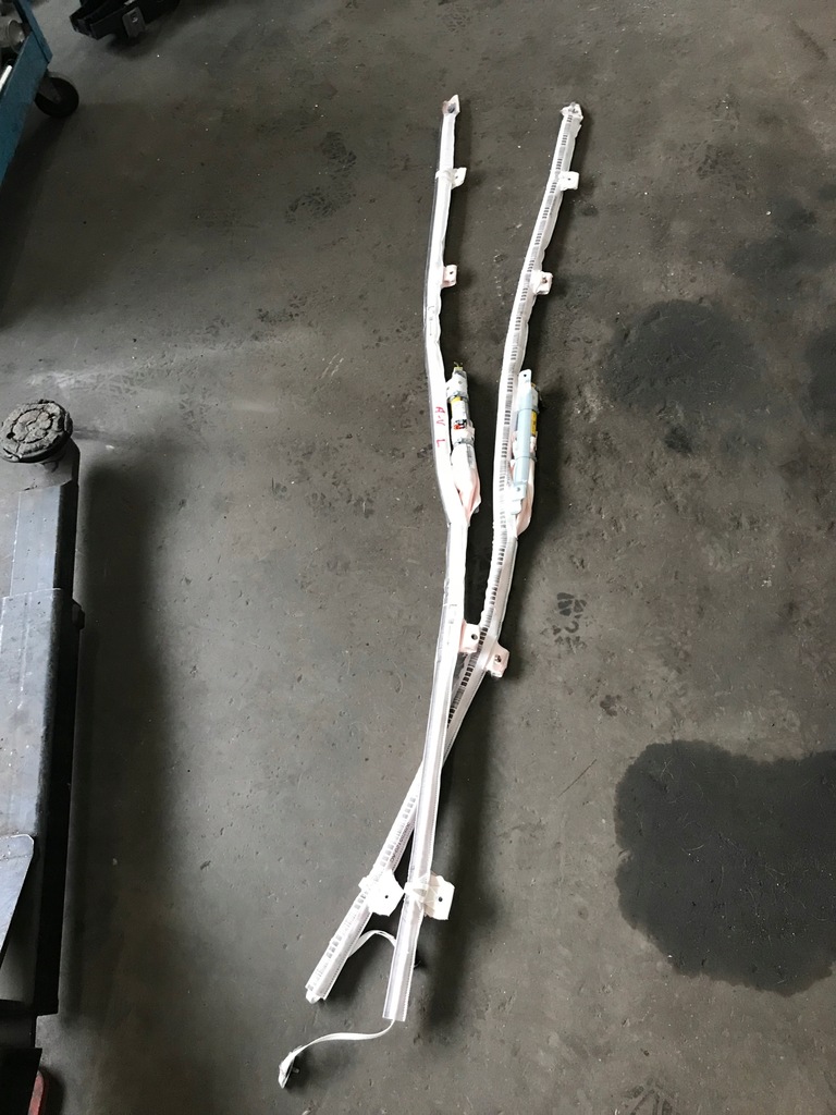 фото №1, Opel astra v kombi шторка безопасности правая 39187600