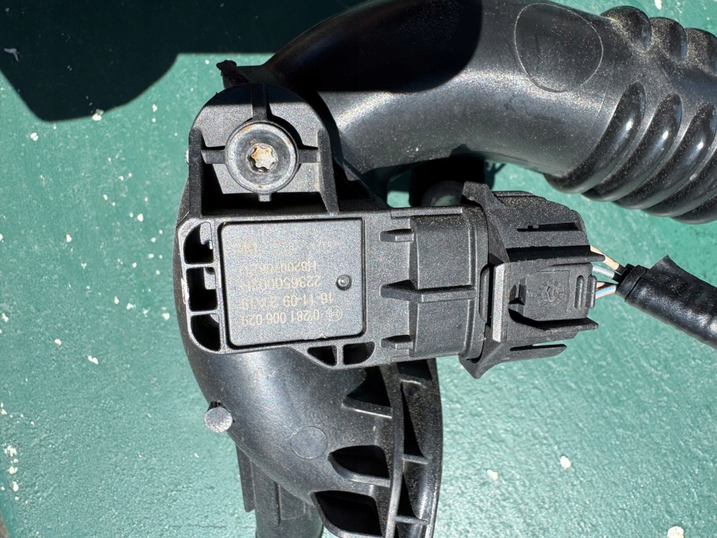 фото №3, Dacia sandero ii stepwey 0.9 tce труба turbo воздухозаборник интеркулер