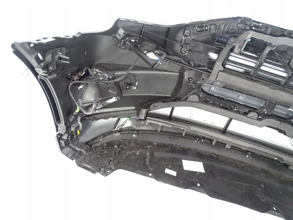 фото №10, Бампер перед передний audi e-tron 4ke