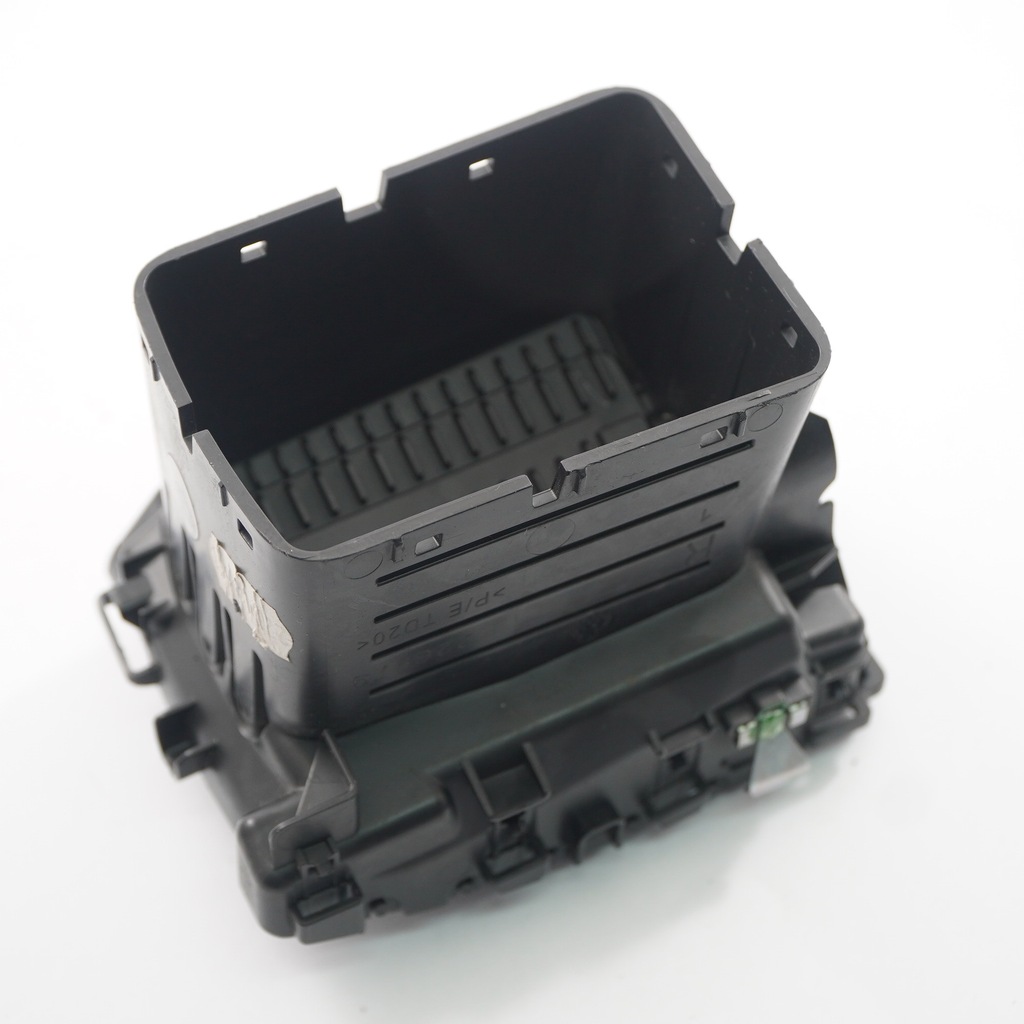 фото №9, Opel vivaro b решётка вентиляционная панели приборной панели правая 95517495