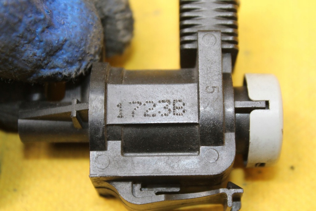 фото №8, Клапан вакууму 1k0906283a a6 c7 3.0 tdi cdu