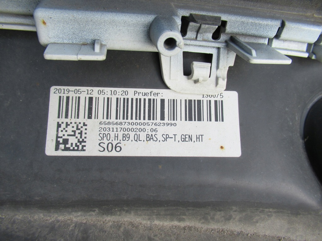 фото №12, Audi a4 s line b9 8w бампер задня kombi 8w9807511m