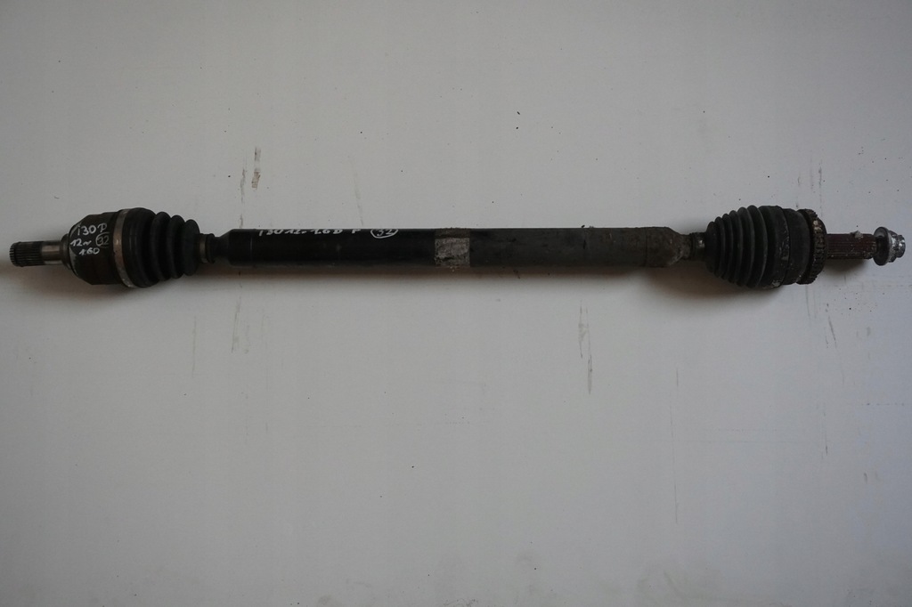 фото №1, Hyundai i30 i fd lift приводной вал правая шарнир 1.6crdi