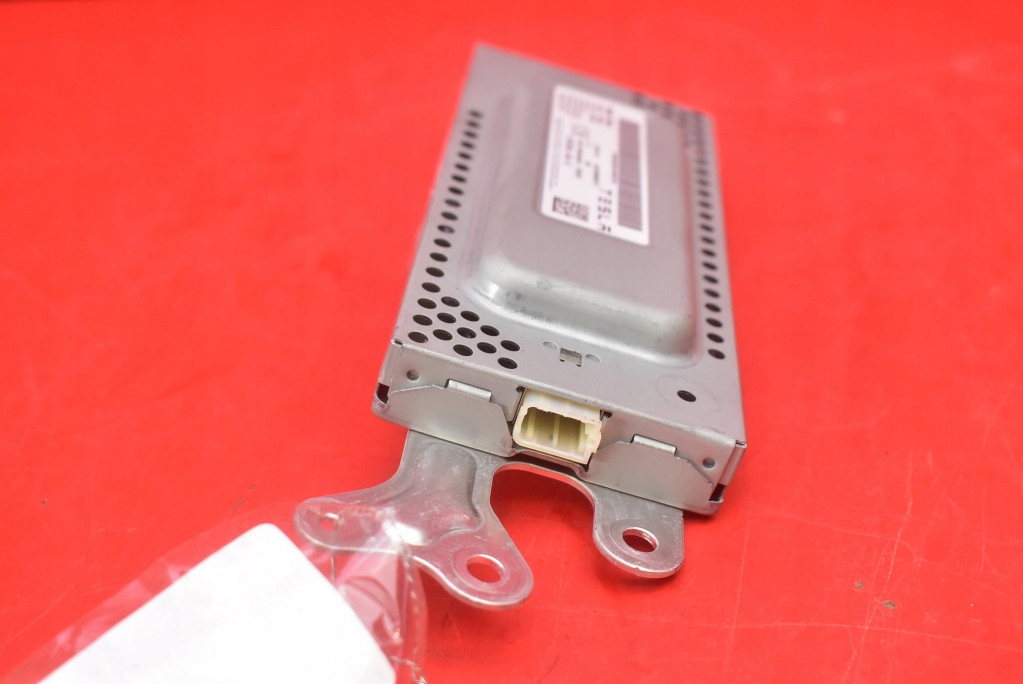 Блок управления модуль радио 1079755-00-d tesla model 3 17-21 Оригинал