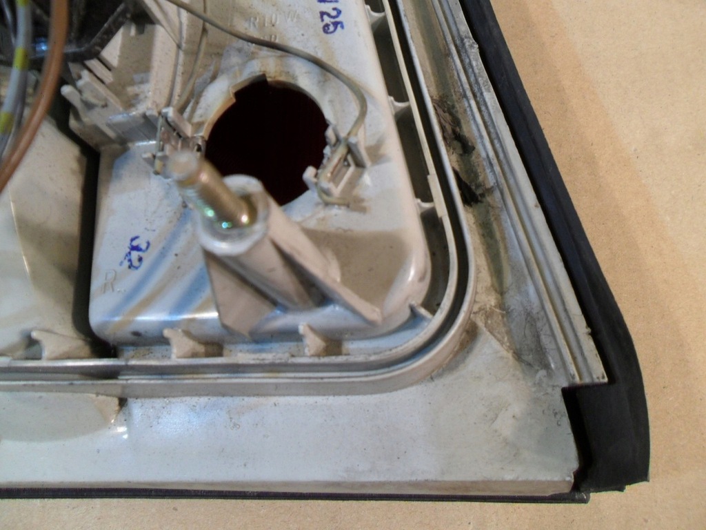 фото №14, Bmw 5 e34 лампа задня права sedan 133690