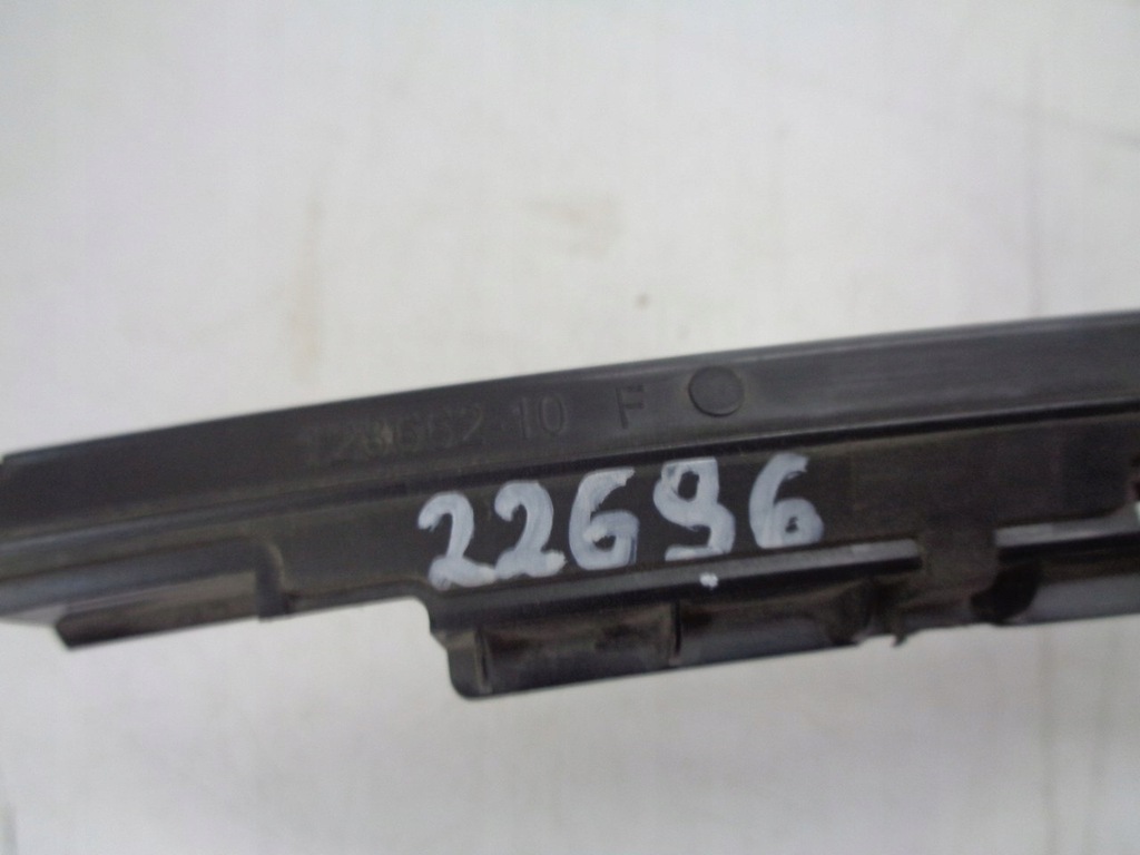 фото №3, Mini r56 кронштейн накладки крыла правый задняя