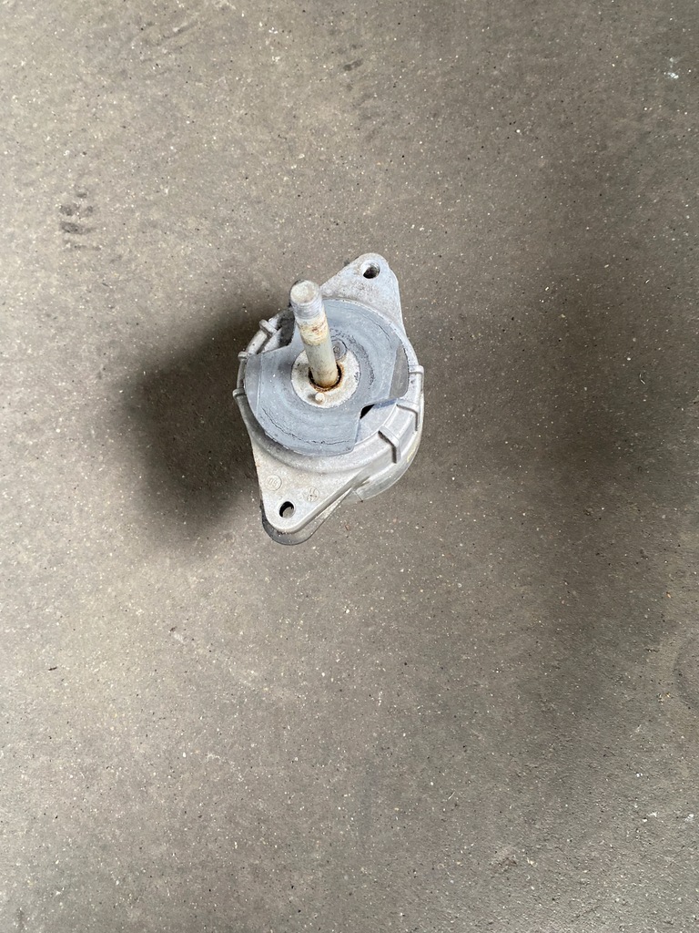 фото №1, Porsche panamera 970 подушка двигателя левая