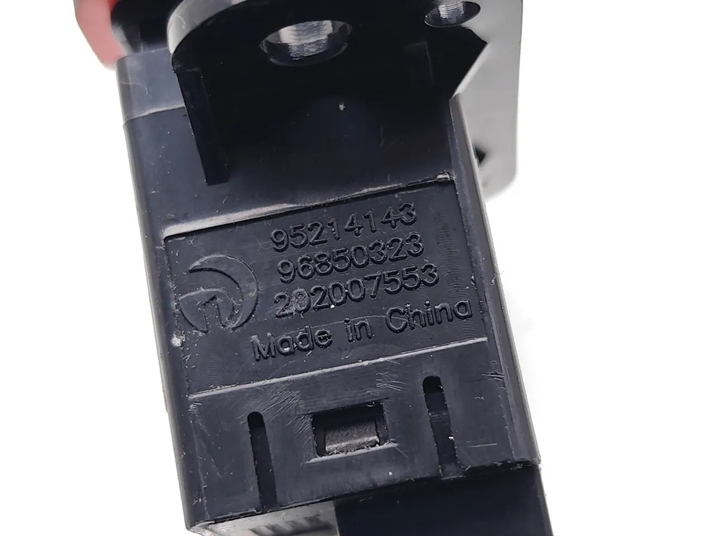 фото №7, Chevrolet orlando кнопка света аварийных 2013 mpv 4/5dr 95214143 2.0 d