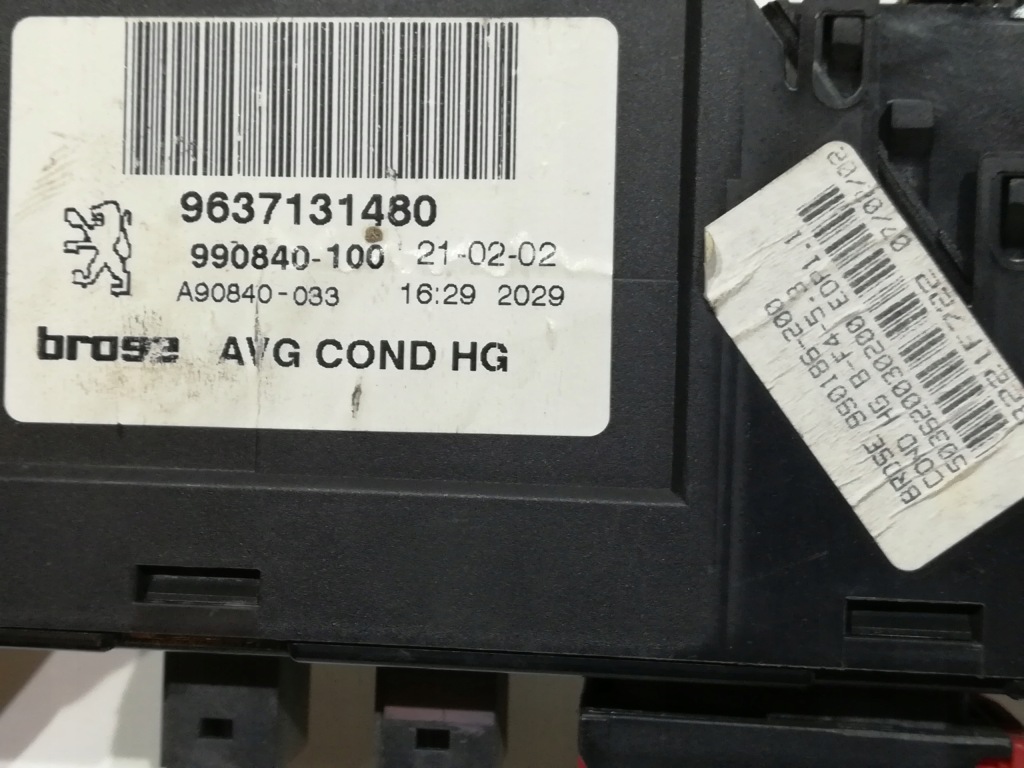 Моторчик стекло правая правый перед передний peugeot 307 cc 9651734980 Цена