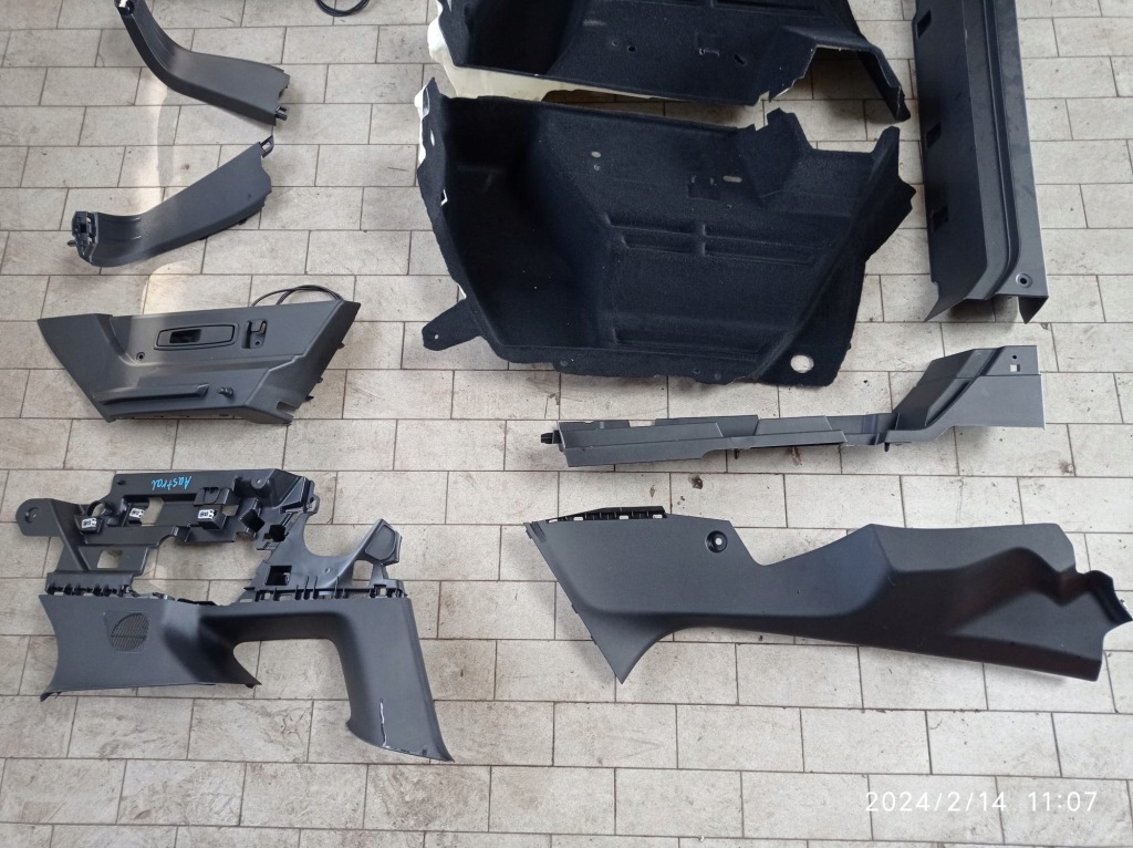 Пластик защита салон обшивка обшивка накладка renault austral 2022r. Цена