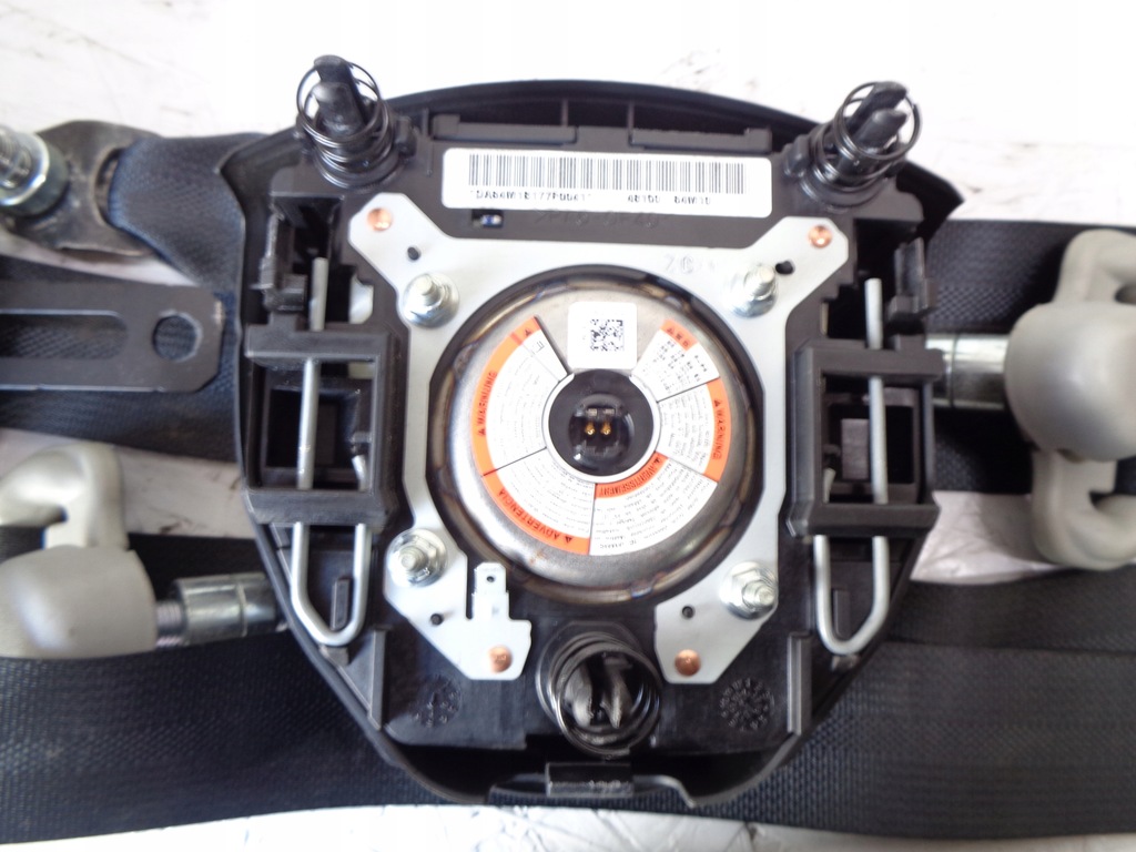 фото №9, Suzuki celerio '15 подушка безпеки ремені подушки безпеки демонтаж