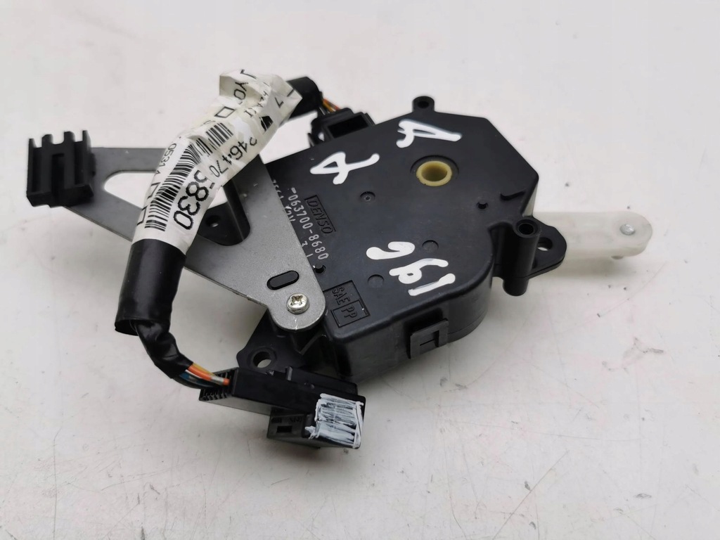 фото №6, Toyota corolla verso ar10 2007 моторчик обігрівача